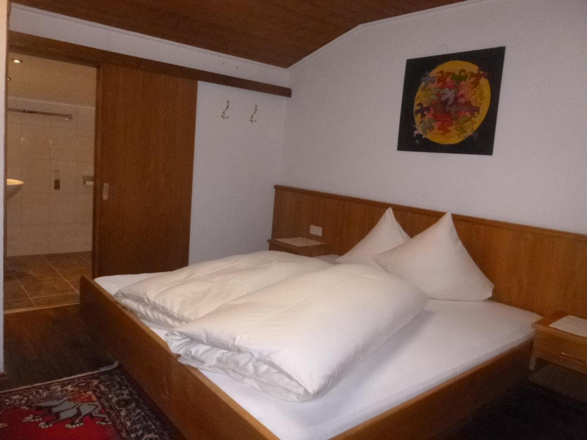 カップルHaus Wildbachアパートメント 部屋 写真