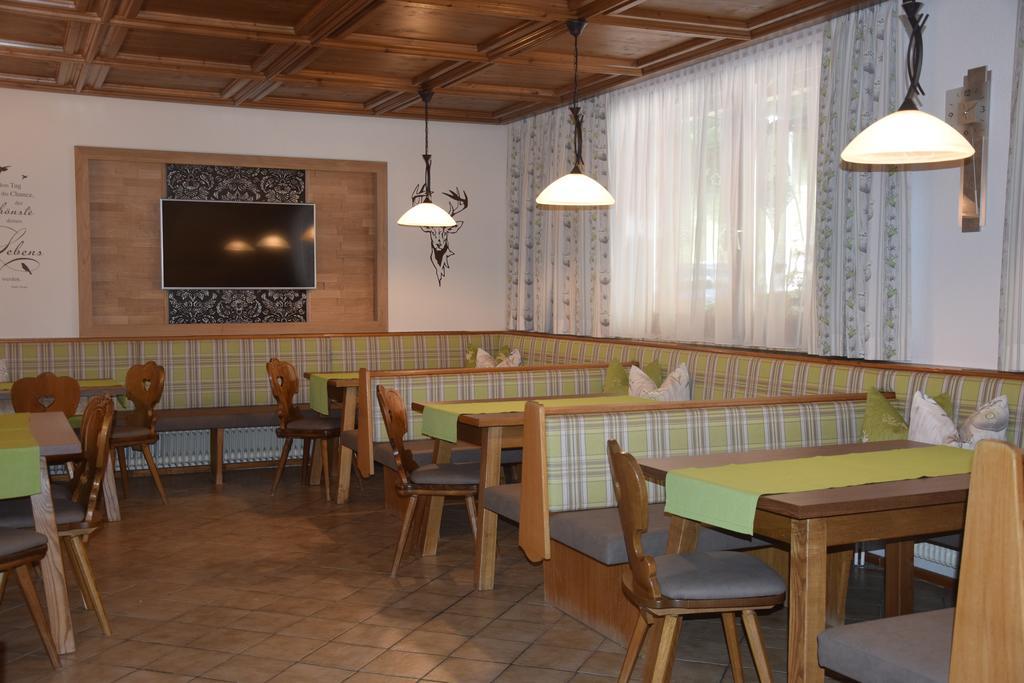 カップルHaus Wildbachアパートメント エクステリア 写真